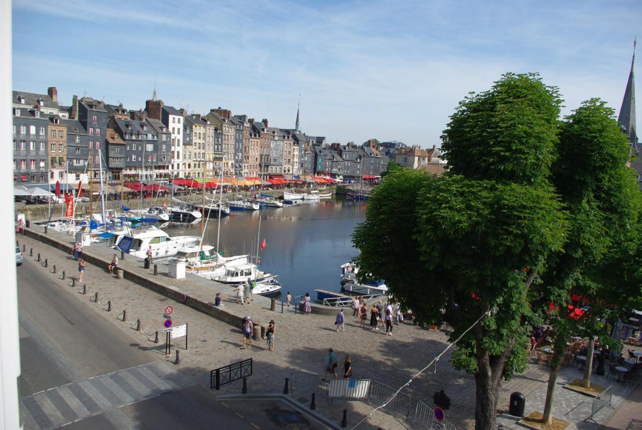 Le17Ho Hotel Honfleur Exterior photo